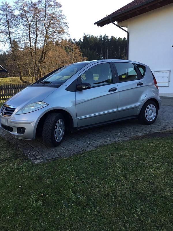 Gebraucht Mercedes A170 115 PS (84 kW) 2007 Silber Kleinwagen