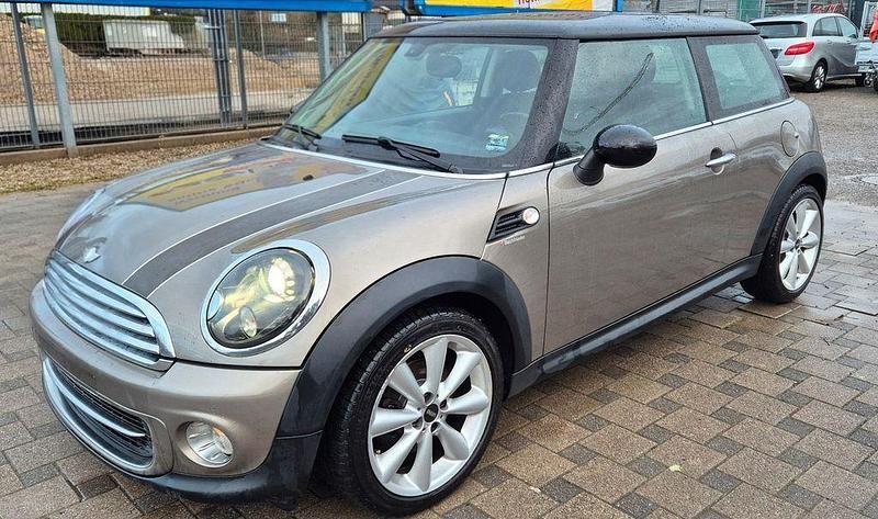 Gebraucht Mini Cooper Pepper 122 PS (89 kW) 2011 Silber Kleinwagen