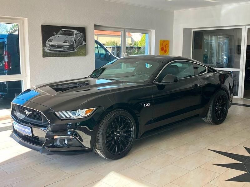 Gebraucht Ford Mustang GT 421 PS (309 kW) 2017 Shadow black Coupé