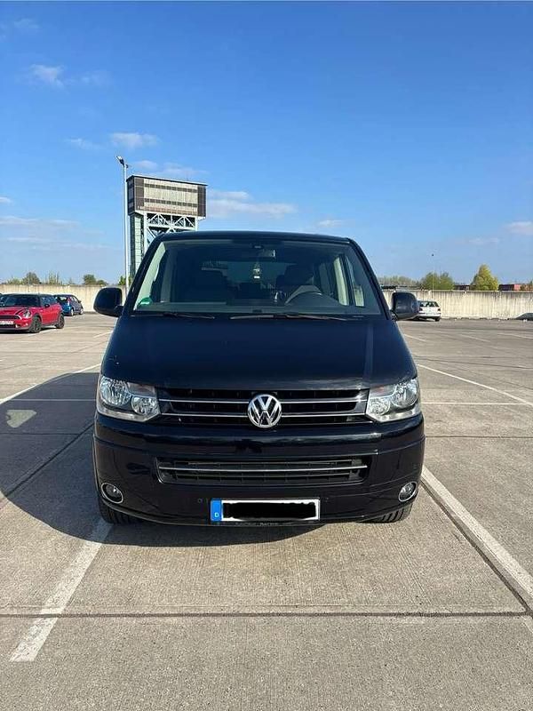 Gebraucht VW Multivan Comfortline 179 PS (131 kW) 2011 Schwarz Van