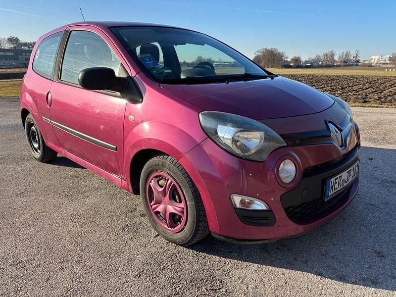 Rot Gebraucht 2013 Renault Twingo Kleinwagen | 1.750 € (Guter Preis) - Bild 1/4
