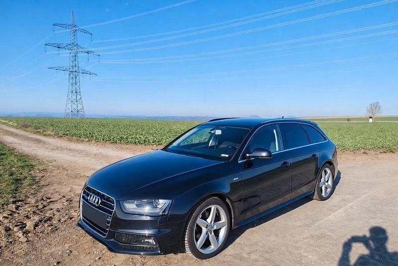 Gebraucht Audi A4 S-Line 190 PS (139 kW) 2015 Blau Kombi