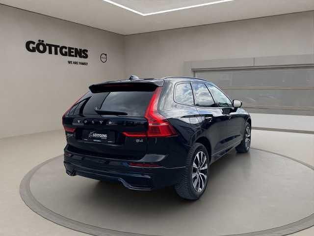 Gebraucht Volvo XC60 Plus 197 PS (144 kW) 2023 Schwarz SUV