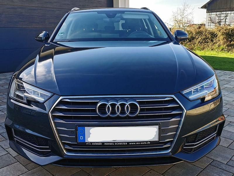 Używany Audi A4 S-Line 190 KM (139 kW) 2016 Szary Kombi