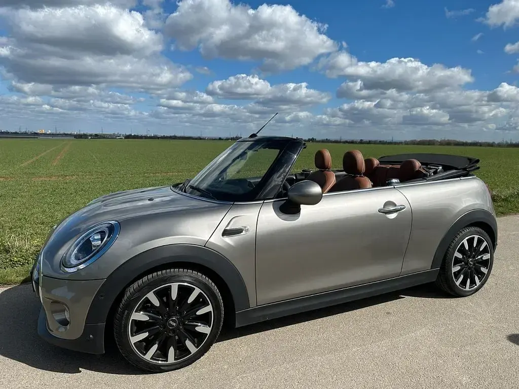 Używany Mini Cooper 136 KM (100 kW) 2019 Szary Hatchback