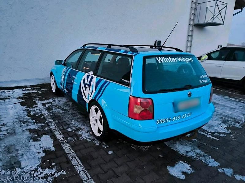 Gebraucht VW Passat R 115 PS (84 kW) 2001 Blau Kombi