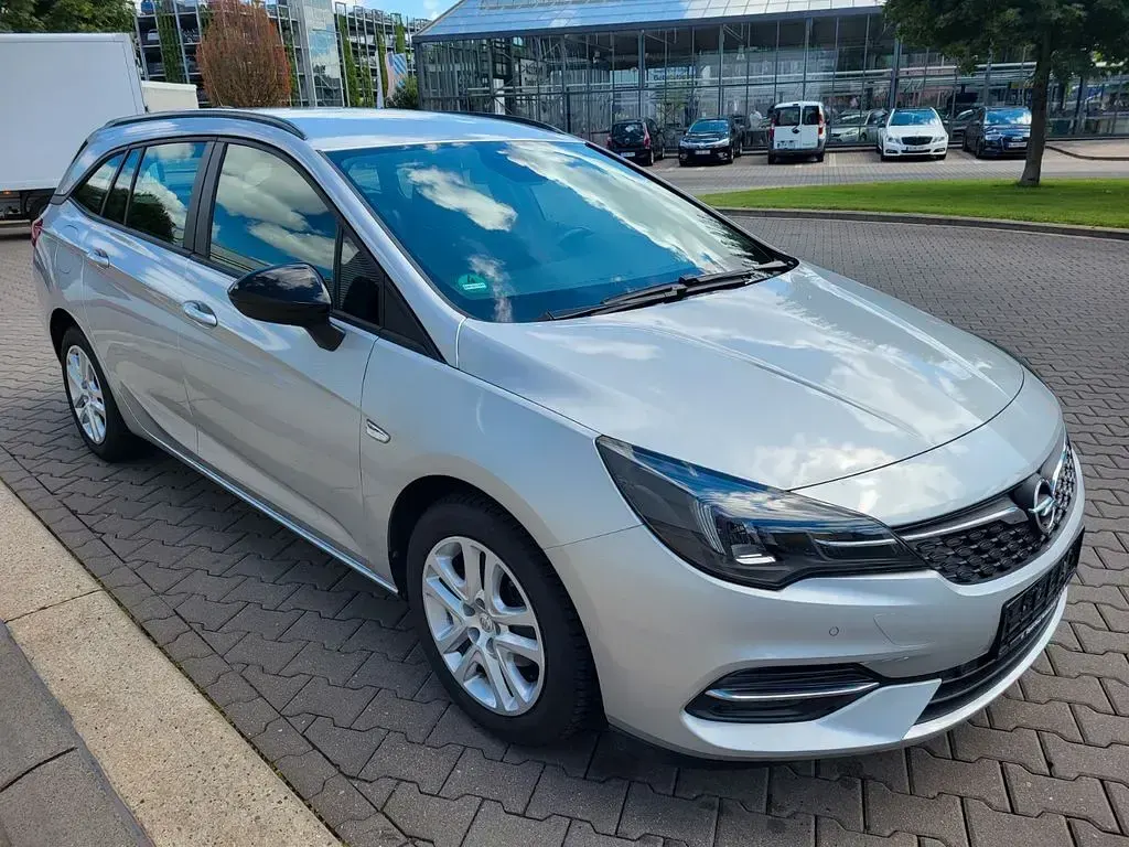 Gebraucht Opel Astra Edition 105 PS (77 kW) 2021 Silber Kombi