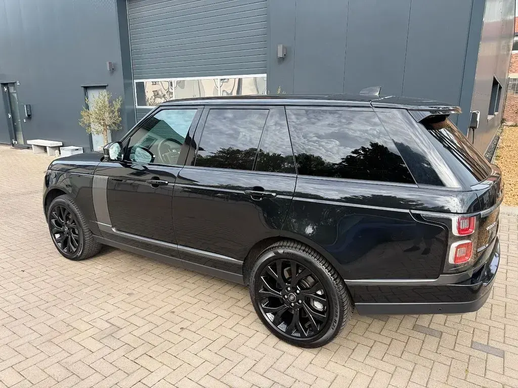 Gebraucht Land Rover Range Rover Vogue 340 PS (250 kW) 2019 Schwarz SUV