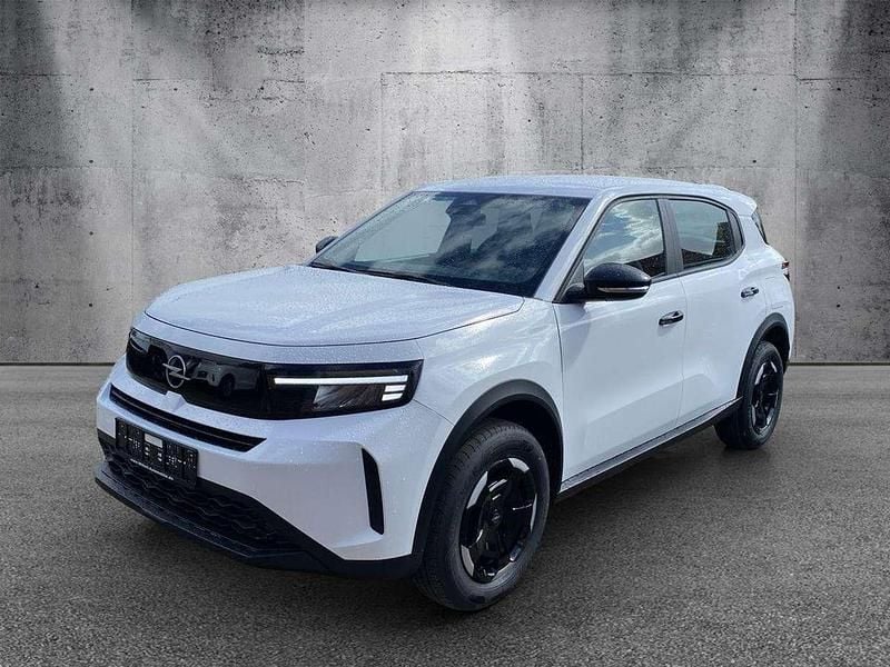 Neu Opel Frontera 145 PS (106 kW) 2026 White arktis SUV