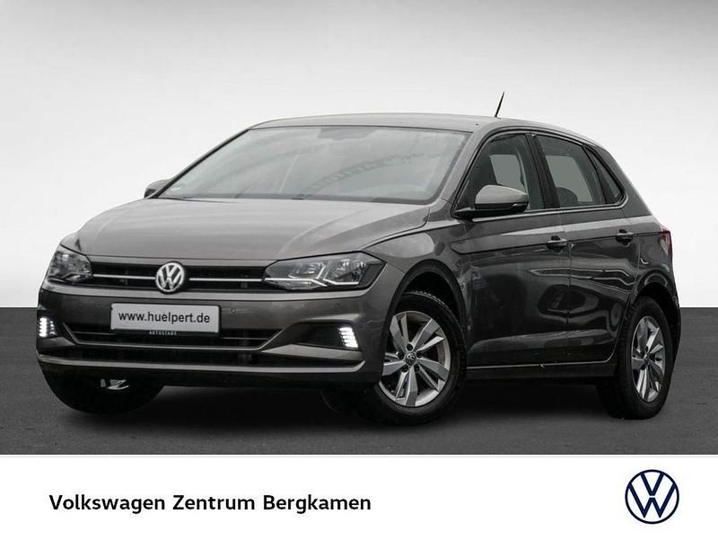 Grau Gebraucht 2019 VW Polo Comfortline Limousine | 14.457 € (Guter Preis) - Bild 1/4