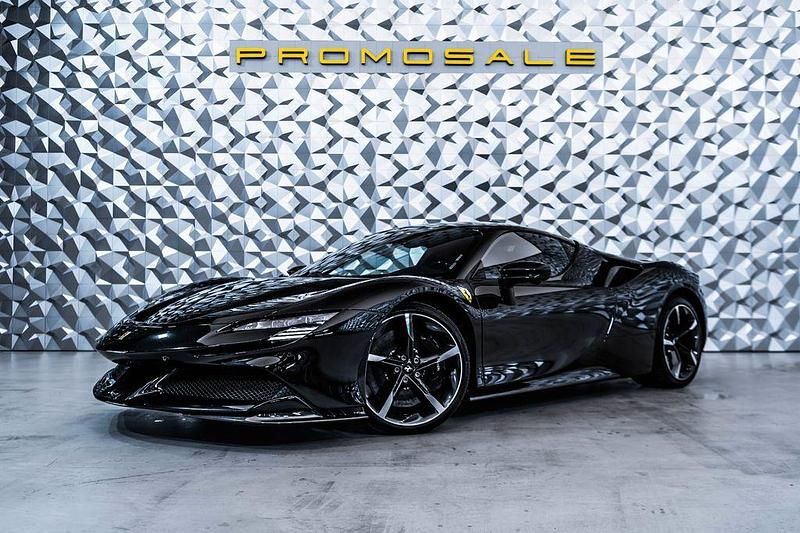 Gebraucht Ferrari SF90 1000 PS (735 kW) 2022 Schwarz Cabrio