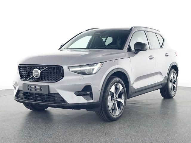 Gebraucht Volvo XC40 Plus 197 PS (144 kW) 2025 Silber SUV