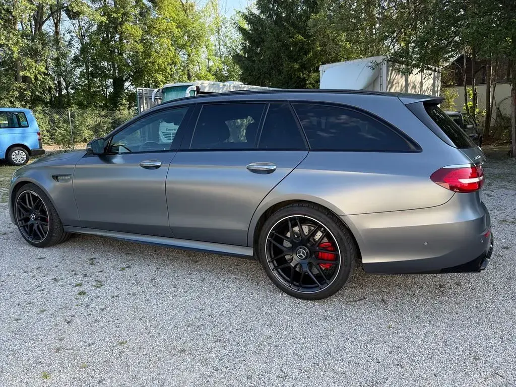 Gebraucht Mercedes E63S AMG AMG 612 PS (450 kW) 2020 Grau Limousine