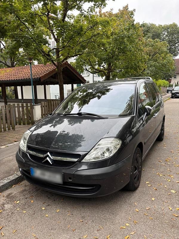 Grau Gebraucht 2005 Citroën C8 Van / Kleinbus | 3.900 € - Bild 1/4
