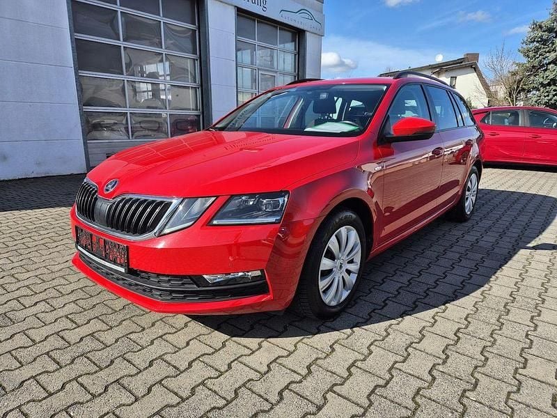 Gebraucht Skoda Octavia Soleil 150 PS (110 kW) 2019 Rot Kombi