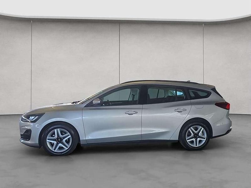 Gebraucht Ford Focus Cool & Connect 125 PS (91 kW) 2022 Moondust silber metallic Kombi
