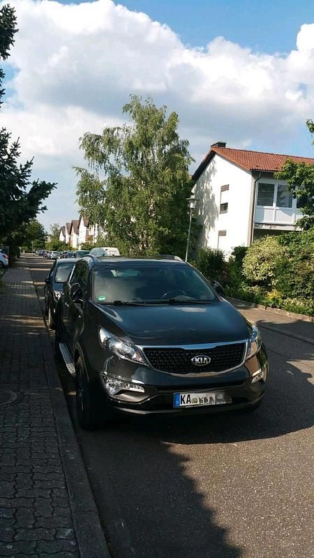 Schwarz Gebraucht 2014 Kia Sportage FIFA World Cup Edition SUV | 13.500 € (Fairer Preis) - Bild 1/4