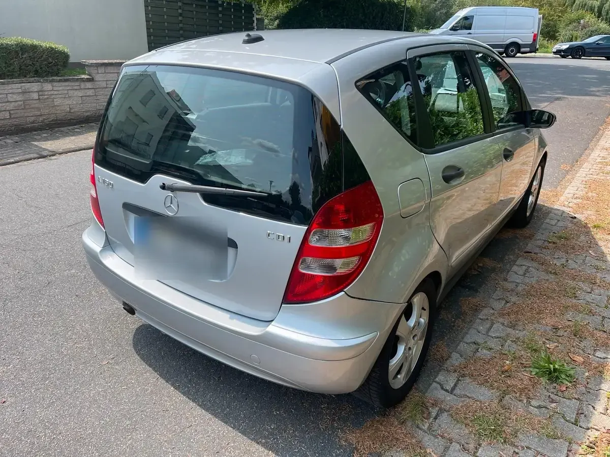 Gebraucht Mercedes A160 82 PS (60 kW) 2007 Silber Kleinwagen