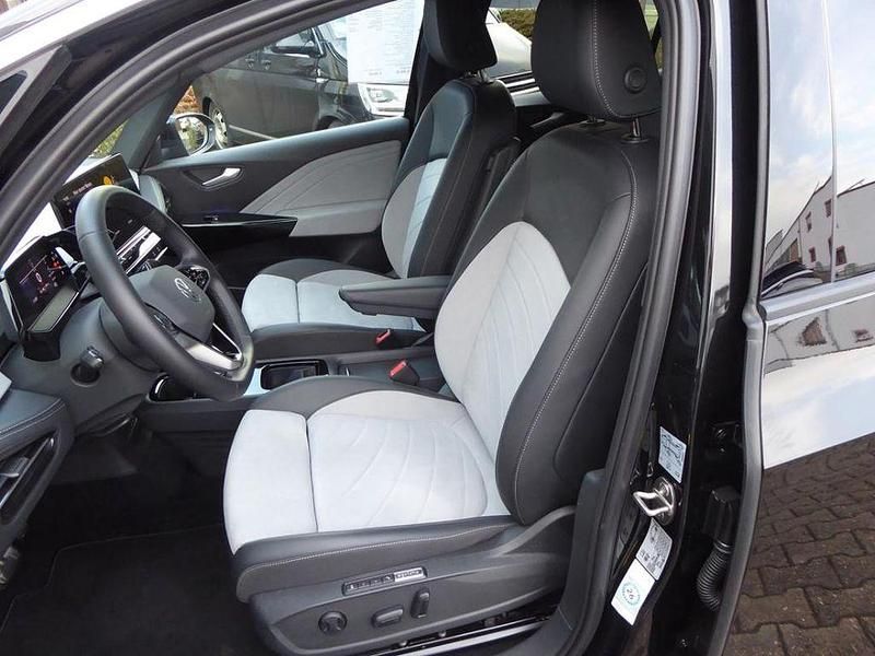 Gebraucht VW ID.3 Pro 150 kW (204 PS) 2023 Grenadillschwarz metallic schw Kleinwagen