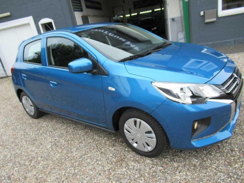 Second-hand Mitsubishi Space Star Select 71 CP (52 kW) 2023 Albastru Berlinǎ