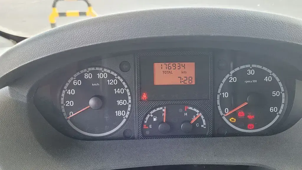 Gebraucht Peugeot Boxer 101 PS (74 kW) 2006 Van