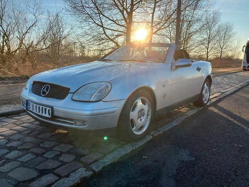 Silber Gebraucht 2000 Mercedes SLK200 Cabrio | 2.900 € (Superpreis) - Bild 1/4