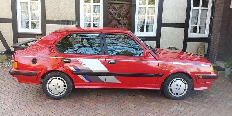 Gebraucht Volvo 360 109 PS (80 kW) 1988 Rot Limousine