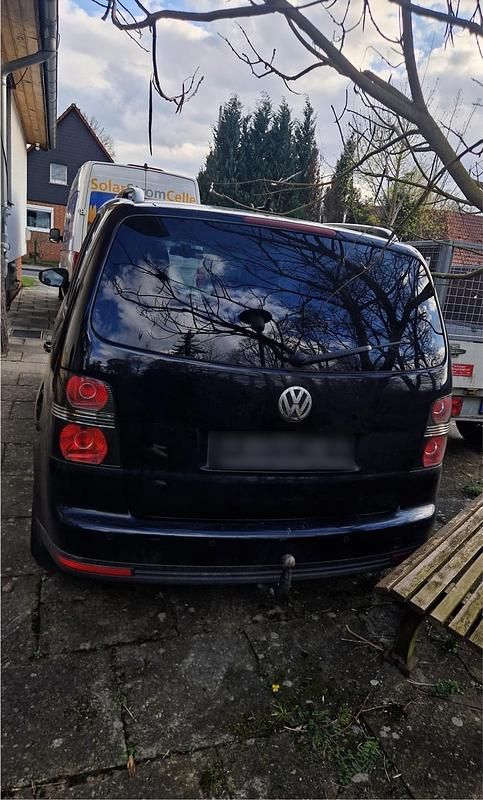 Gebraucht VW Touran 140 PS (102 kW) 2009 Schwarz Van / Kleinbus