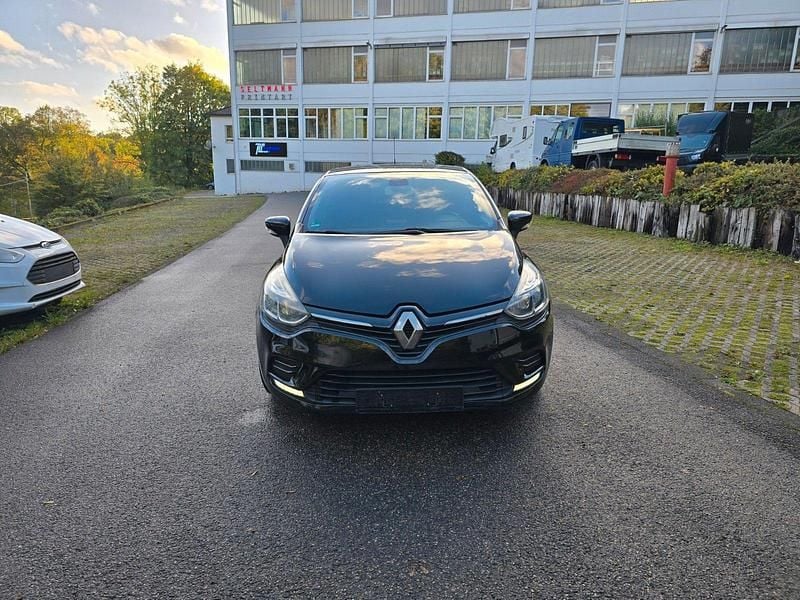 Schwarz Gebraucht 2016 Renault Clio IV Kleinwagen | 6.664 € (Guter Preis) - Bild 1/4