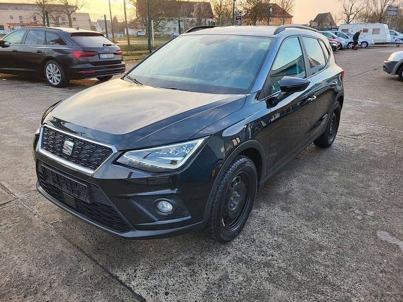 Grau Gebraucht 2018 Seat Arona Style SUV | 10.500 € (Fairer Preis) - Bild 1/4