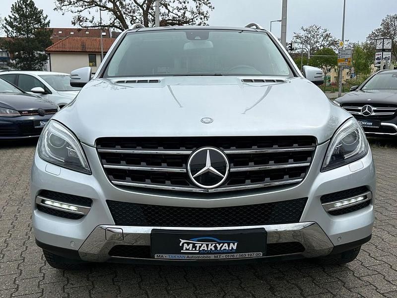 Gebraucht Mercedes ML350 258 PS (189 kW) 2012 Silber SUV