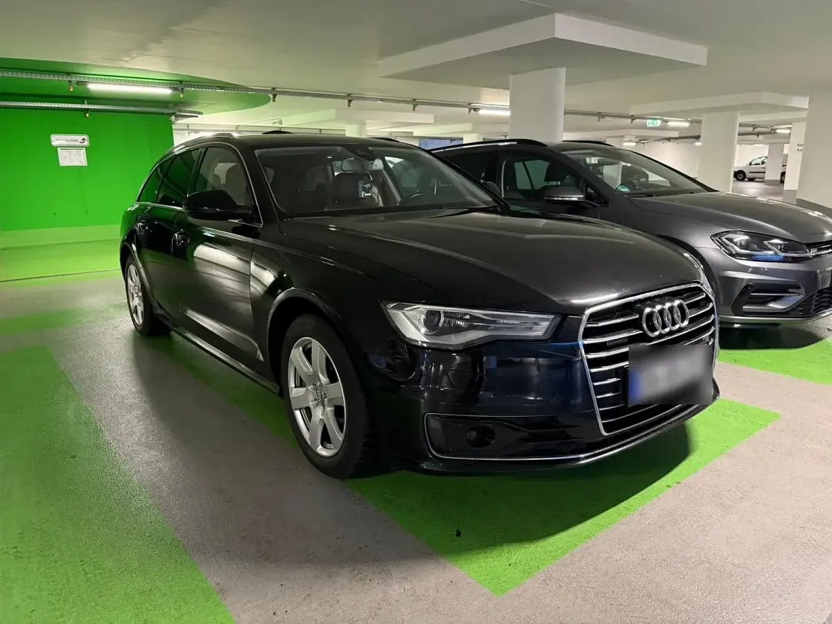 Second-hand Audi A6 218 CP (160 kW) 2015 Negru Berlinǎ