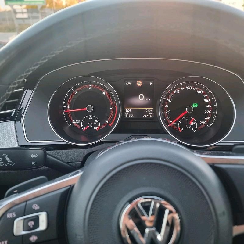 Second-hand VW Arteon 190 CP (139 kW) 2019 Gri Hatchback
