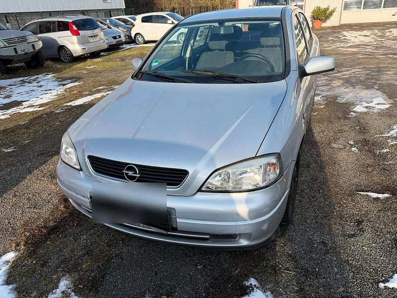 Gebraucht Opel Astra 125 PS (91 kW) 2003 Silber Limousine