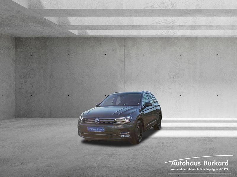 Indiumgrau metallic Gebraucht 2017 VW Tiguan Highline SUV | 18.400 € (Guter Preis) - Bild 1/4