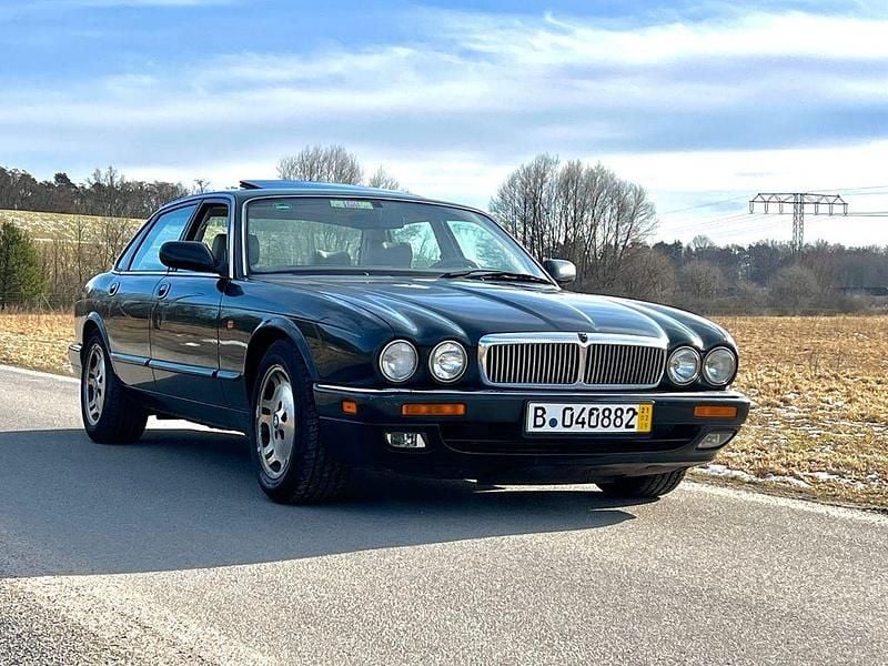Gebraucht Jaguar XJ Executive 211 PS (155 kW) 1997 Grün Limousine