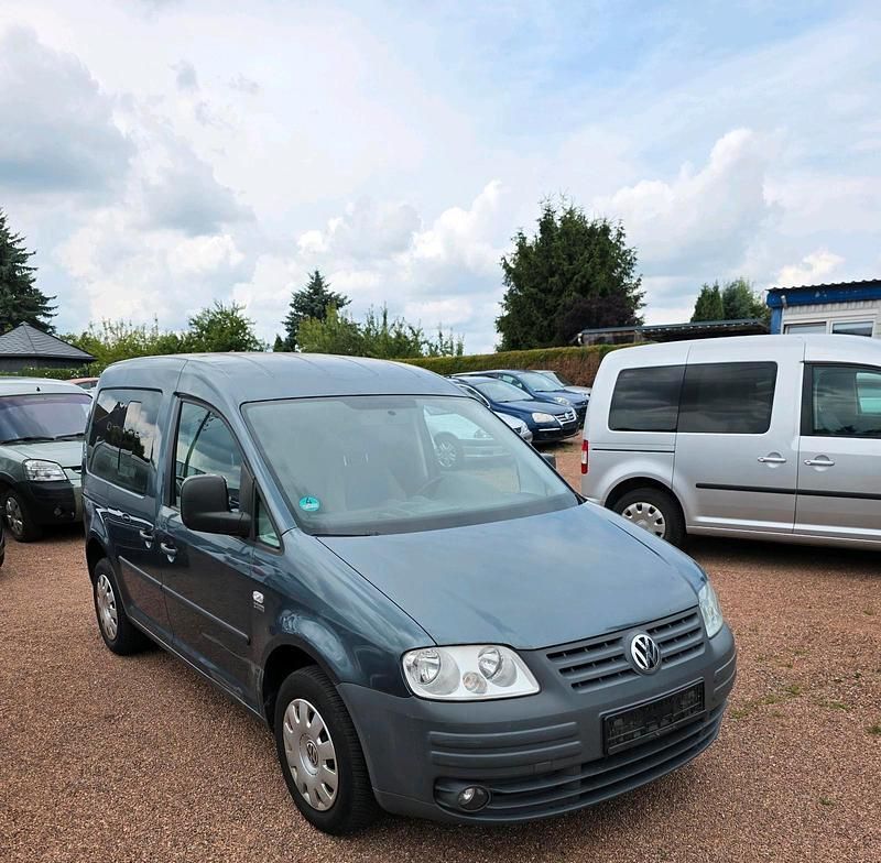 Grau Gebraucht 2005 VW Caddy Life Van / Kleinbus | 5.999 € (Teuer) - Bild 1/4