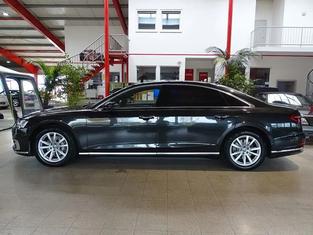 Gebraucht Audi A8L 286 PS (210 kW) 2019 Grau Limousine