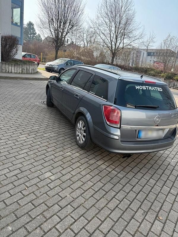 Gebraucht Opel Astra 220 PS (161 kW) 2005 Grau Limousine