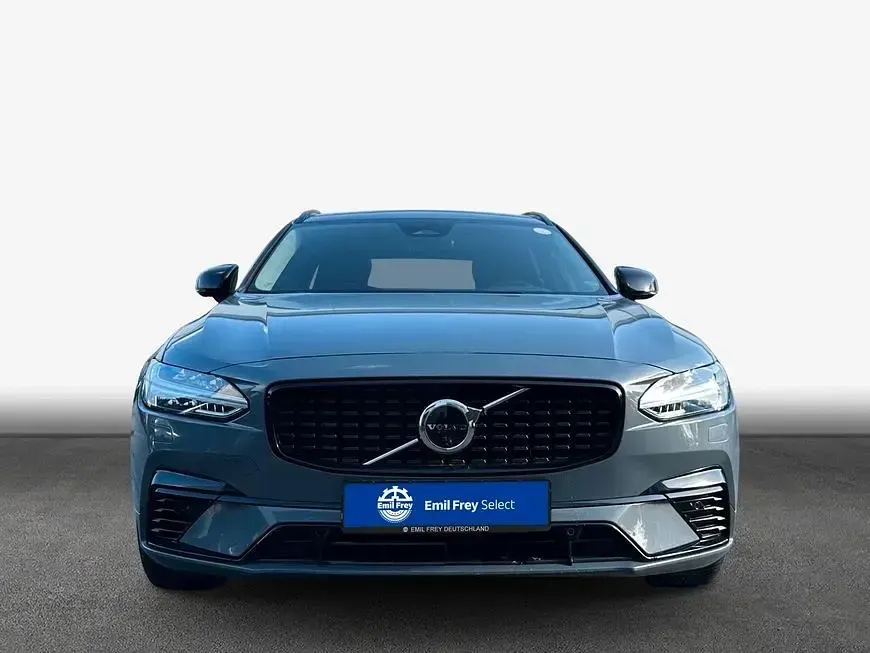 Second-hand Volvo V90 Ultimate 335 CP (246 kW) 2023 Gri Break