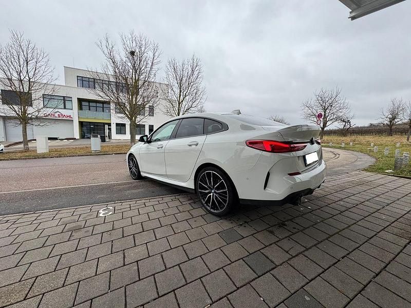 Gebraucht BMW 220 Shadowline 190 PS (139 kW) 2022 Weiß Coupé