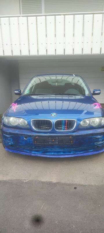 Blau Gebraucht 2003 BMW 318 Kombi | 1.800 € (Fairer Preis) - Bild 1/4