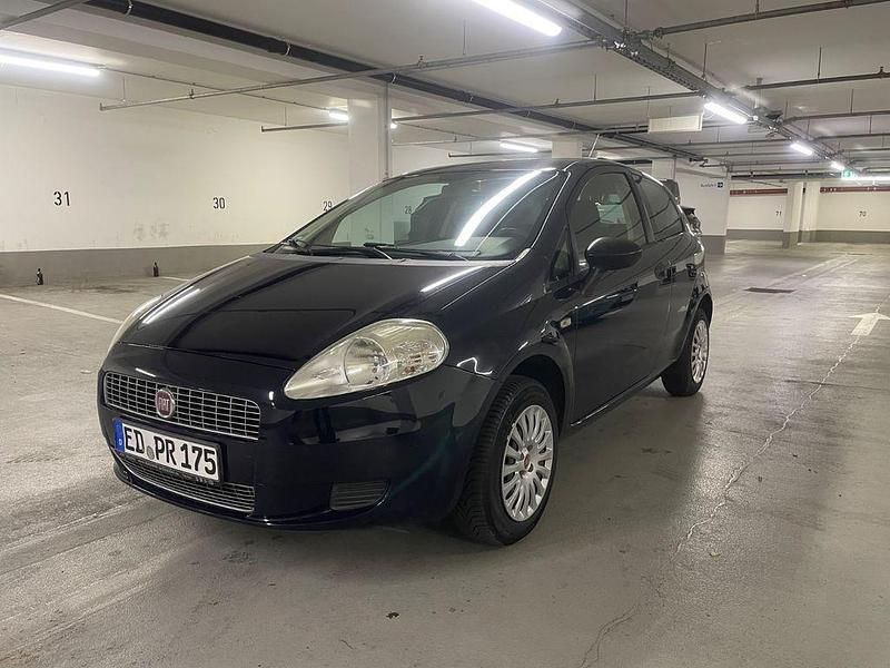Blau Gebraucht 2009 Fiat Grande Punto Active Kleinwagen | 2.690 € (Etwas zu teuer) - Bild 1/4