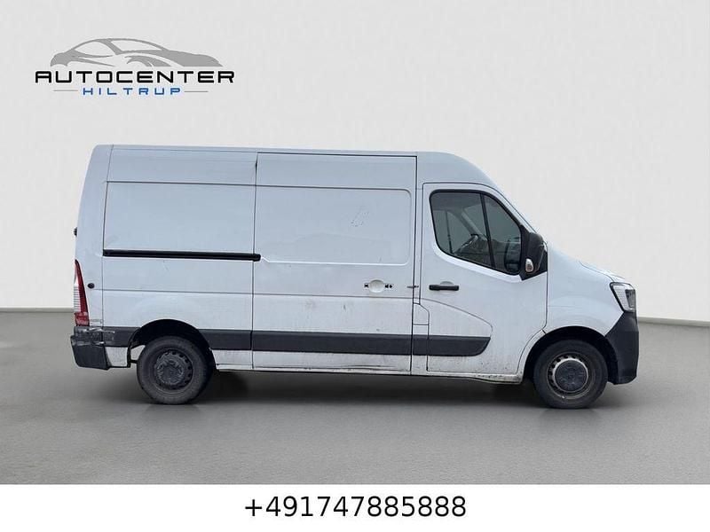 Gebraucht Renault Master 136 PS (100 kW) 2021 Weiß Van / Kleinbus