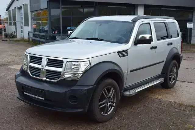 Gebraucht Dodge Nitro SE 177 PS (130 kW) 2008 Silber SUV