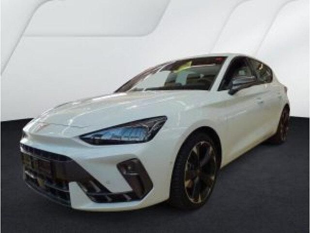 Glacial weiß metallic (metallic) Gebraucht 2025 Cupra Leon Limousine | 32.900 € (Guter Preis) - Bild 1/4