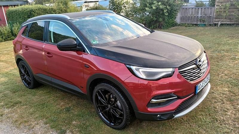 Rot Gebraucht 2020 Opel Grandland X Ultimate SUV | 18.900 € (Superpreis) - Bild 1/4