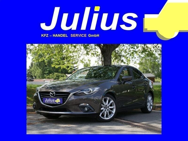 Grau Gebraucht 2016 Mazda 3 Limousine | 9.990 € (Guter Preis) - Bild 1/4