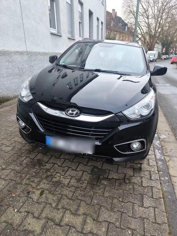Schwarz Gebraucht 2013 Hyundai ix35 Edition SUV | 7.000 € (Superpreis) - Bild 1/4