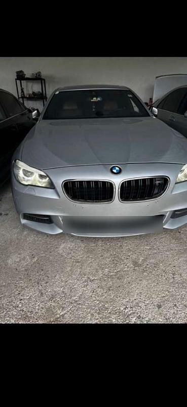 Gebraucht BMW M550 381 PS (280 kW) 2013 Silber Limousine